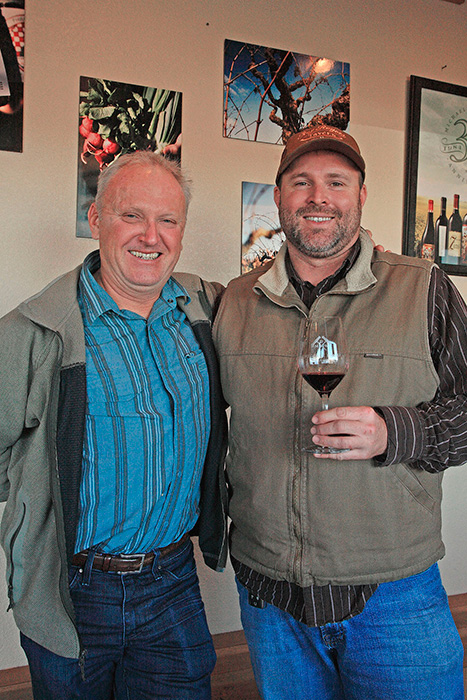 左がオーナーのデイヴィッド・フィリップス。右はチーフ・ワイン・メーカーのアダム・メトラー