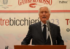 イタリアワイン・ランキング ガンベロ・ロッソが選んだ イタリアのベストワイン 2023